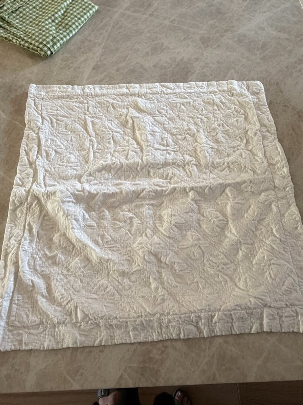 Pair of DOCOFIL White Floral Textured Euro Pillow Shams 28x28 Portugal Cotton - Picture 2 of 9